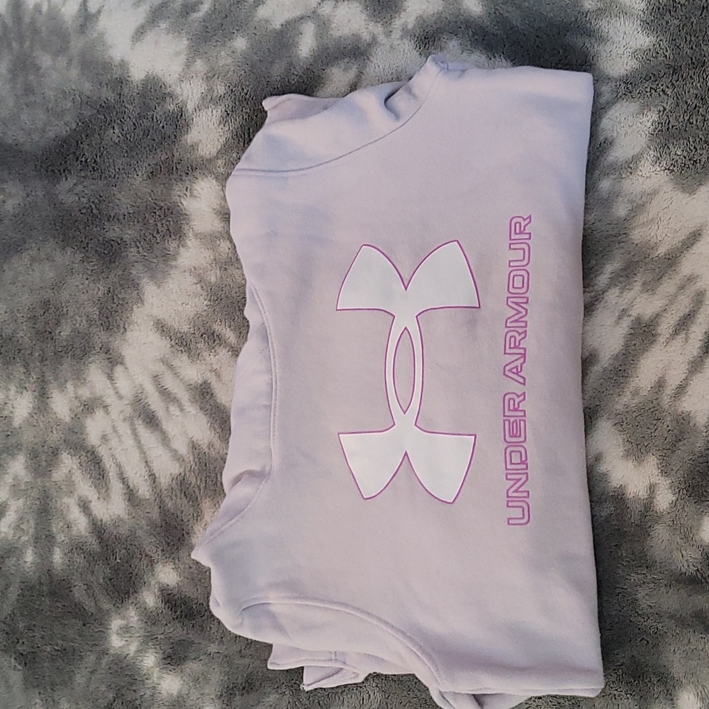 Under Armor Sweatshirt